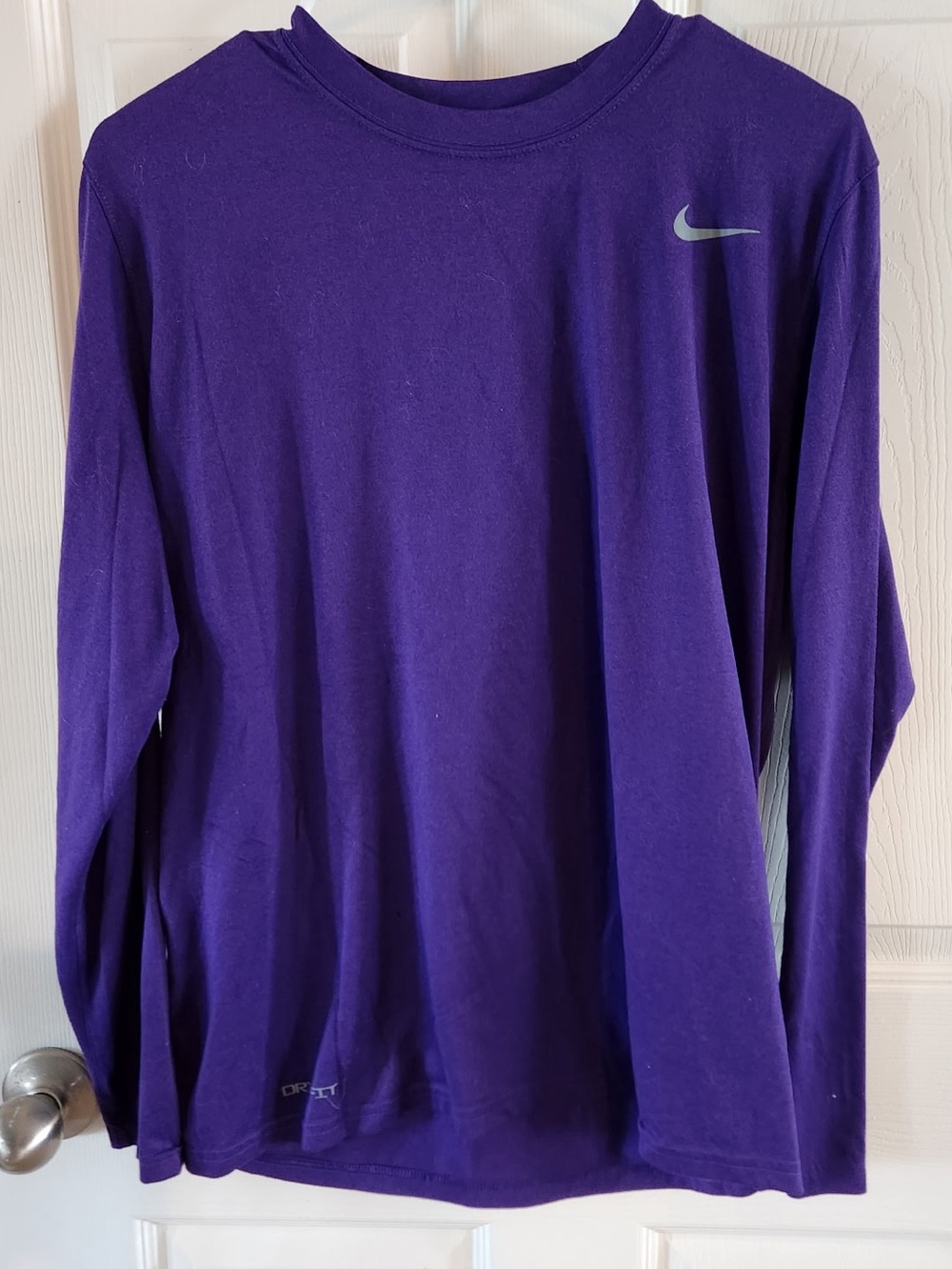 Nike Men’s Purple Dri-FIT Athletic Long Sleeve Tee, Large